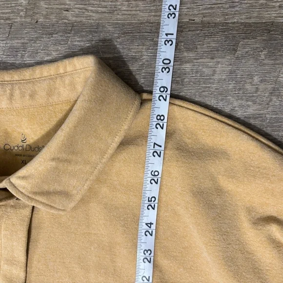 Cuddl Duds Men's Casual Button Down Shirt in Tan - Picture 6 of 8